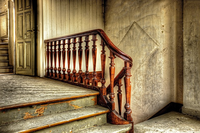 staré schodiště